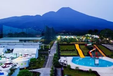 Szálloda The Highland Park Resort Bogor