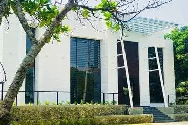 ホテル Nethmini Regency