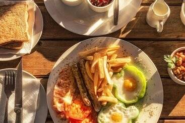 בית מלון כפרי Orange River Rafting Lodge