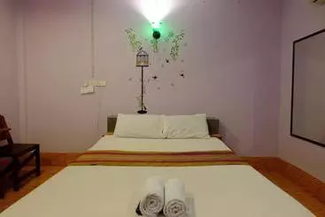 Hotelli Pruksa Riverside Resort