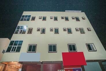 Hôtel Sri Guru Residency By Oyo Rooms