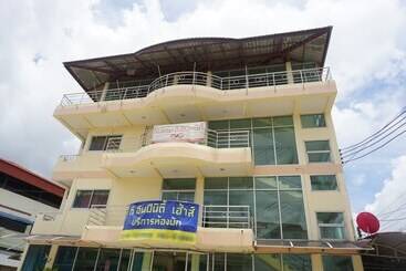 Hotel The Infinity House