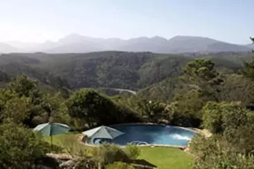 Majatalo Paradise Cove Country House