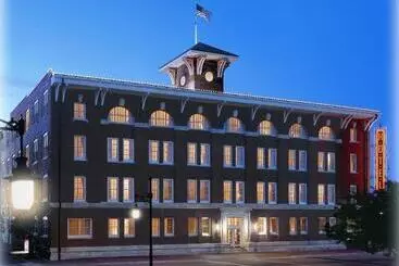 בית מלון כפרי At Old Town