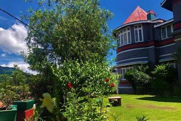 Bed and Breakfast Solan Retreat