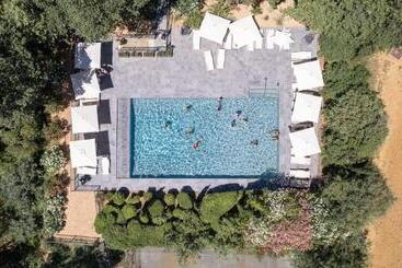 מלון דירות Château Hermitage De Combas