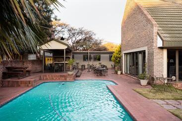 فندق Kathu Gamagara Lodge