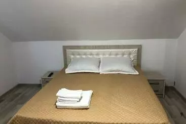 Pension Casa Todea