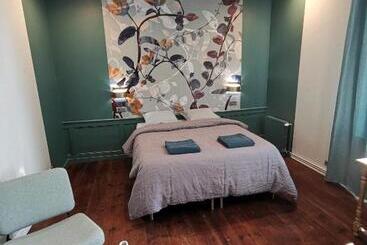 Bed and Breakfast Manoir Des Carreaux Chambres D'hôtes