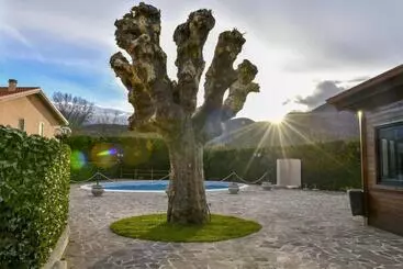 アパートホテル Esilom Apart