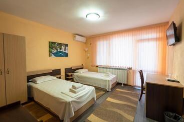 Family Hotel Preslav