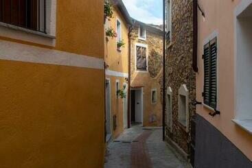 בית מלון כפרי Agriturismo De Ferrari