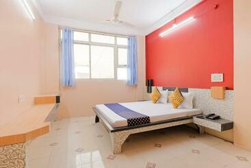 Hotel Spot On 62975  Harshdeep