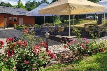 Pensão Kavárna A Penzion Reichl