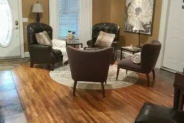 Hellemsfield Inn & Bed And Breakfast