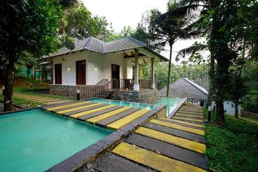 Hotel Oyo 10233 Century Village Resort