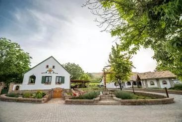 Hotel Provence Birtok