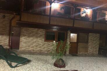 פנסיון Casa De Vacanța Alina