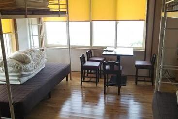 Пансион Guesthouse ＆ Beach Cafe Fuego