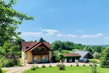 Majatalo Apartmány Na Horce