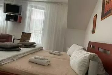 Pensió Penzion Hm
