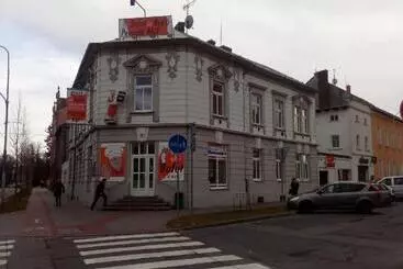 Majatalo Penzion Rajf