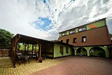 ペンション Penzion U Králíků