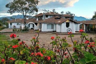 旅馆 Sierra Alisos Hotel De Campo