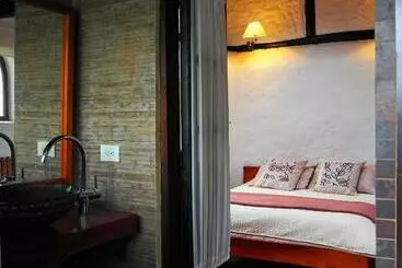 ユースホステル Sierra Alisos Hotel De Campo