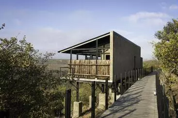 ホテル The Outpost & Pel S Post