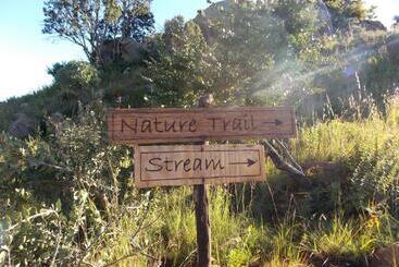 בית מלון כפרי Woolly Bugger Farm