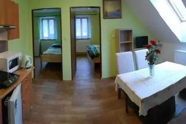 Majatalo Ubytování Macků
