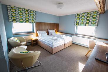 Szálloda Na šustně