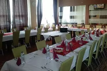 Schronisko City Building