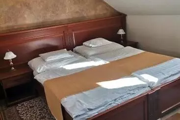 Nimród Bioszálloda és Bioétterem