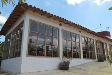 Vandrarhem Ecoposada Viña De Aldana