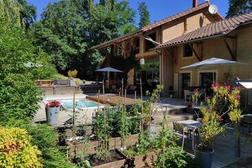 Bed and Breakfast Lili Paradis