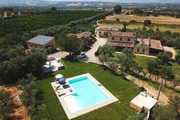 ホテル Agriturismo Frangivento