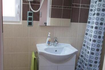 ペンション Erika Vendégház