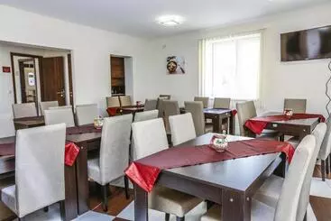 Pensione Gránátalma Vendégház