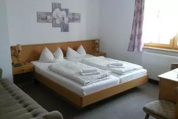 Pensión Gästehaus Zur Sorge