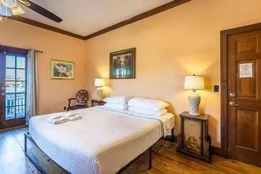 ユースホステル St George Inn