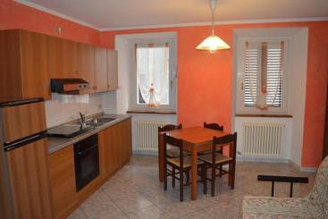 מלון דירות Residence Arvinei