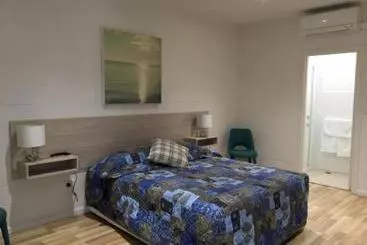 Time And Tide Hotel Motel