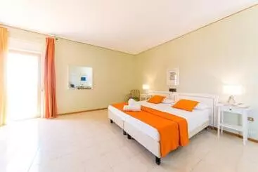 ホテル Paradise Beach Resort