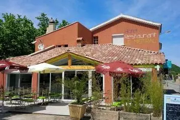 Hotelli Hôtel Restaurant Le Mistral