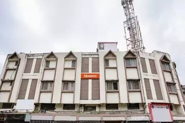 ホテル Fabexpress Sai Lodging   Nashik Railway Station