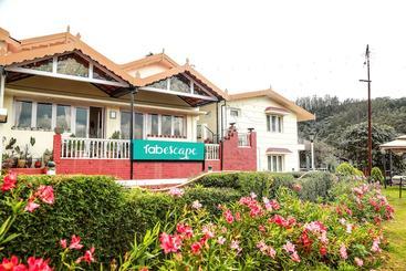 Hotel Fab St. Clouds