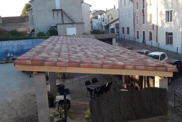 ペンション Le Café Des Fleurs Chambres D Hôtes