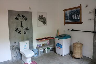 بنسيون Whispering Ocean